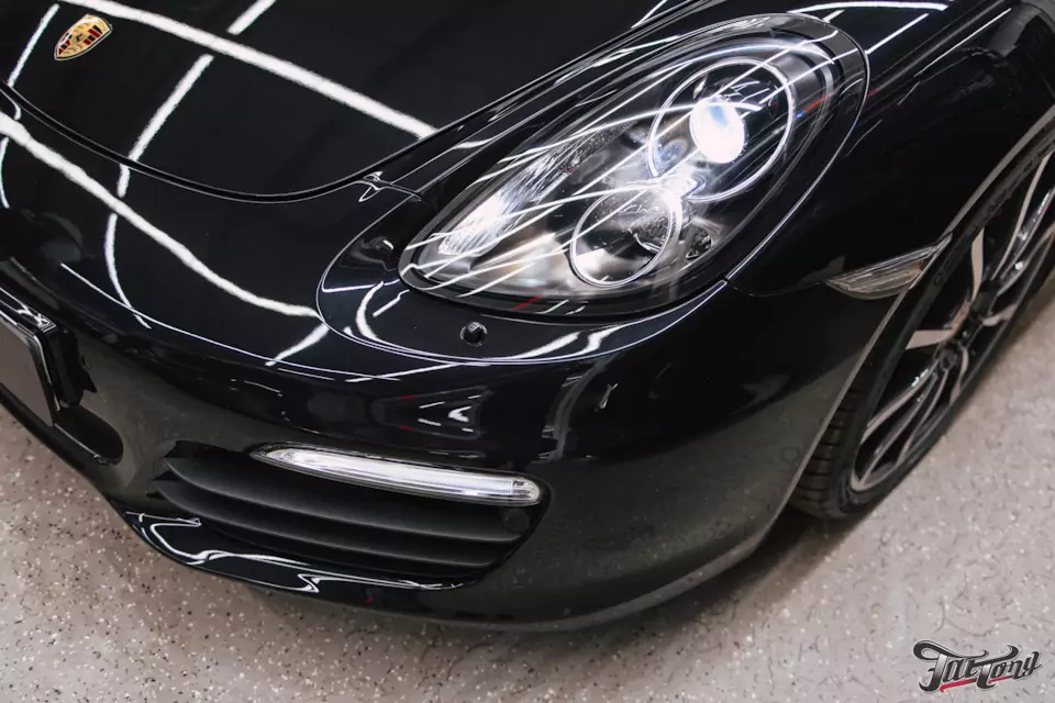 Улучшили Porsche Boxster S: восстановили кузов, добавили акцент в виде цветных ремней безопасности — и снова на дороге в идеальной форме!